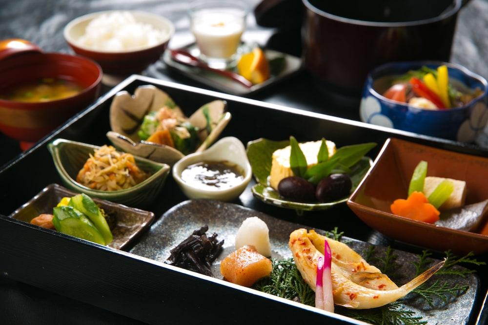 Bettei Haruki Hotel Beppu Buitenkant foto